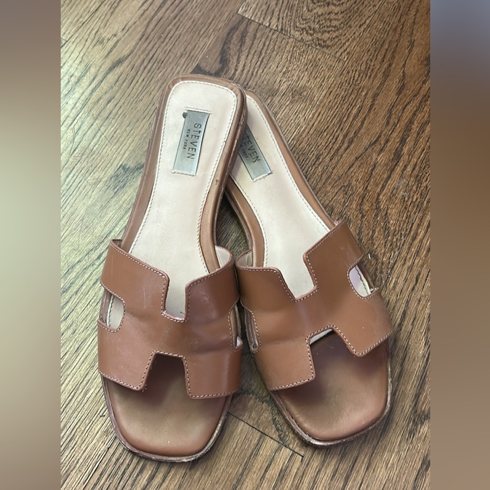 Steve Madden Tan Leather Slide Sandals